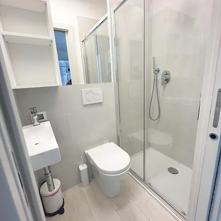 Vega Palace - Piscina Vista Mare In Attico, A Pochi Passi Dal Mare Apartman